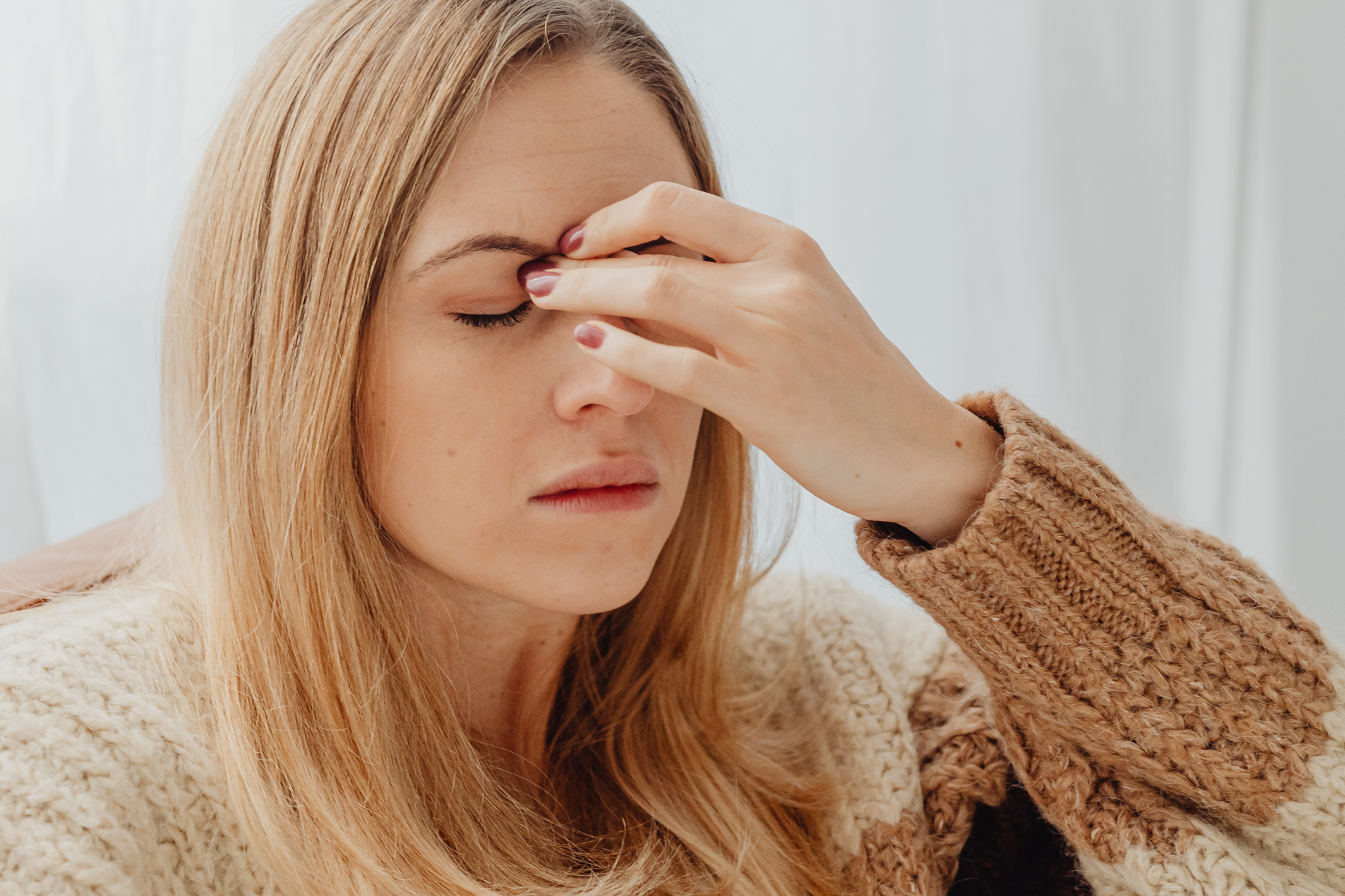 Aliviar rápidamente la migraña: causas, síntomas y soluciones naturales